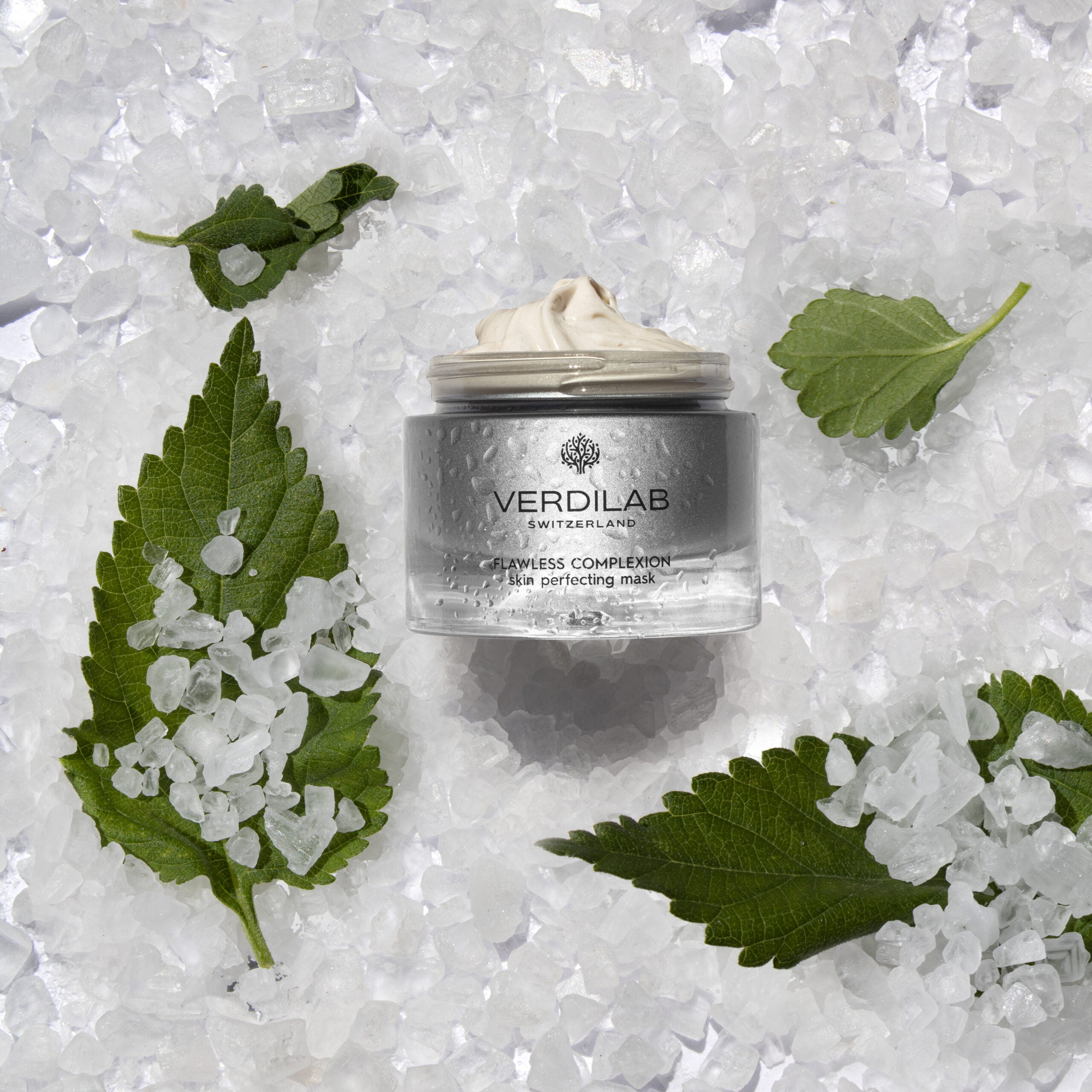 Flawless Complexion Skin Perfecting Mask packaging—luxury mask for smooth, even skin.