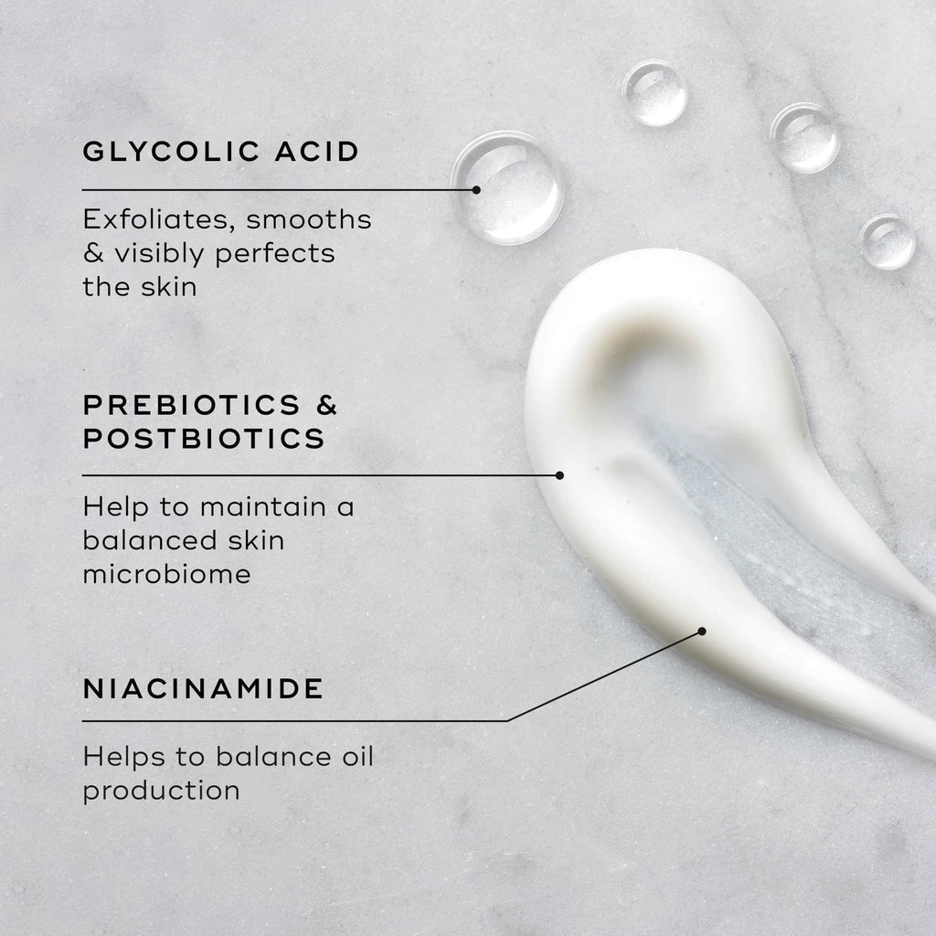 Balance Moisturiser texture by Medik8—lightweight, mattifying cream supporting healthy skin flora
