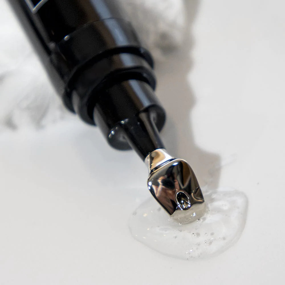 Revox Line Relaxer Revision Skincare. Official Stockist. Worldwide shipping. Medical-grade skincare. The M-ethod Aesthetics