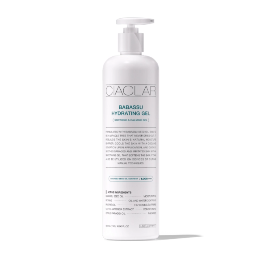 LEZE Babassu Hydrating Gel soothing moisturiser with babassu seed oil, panthenol, and botanical extracts.